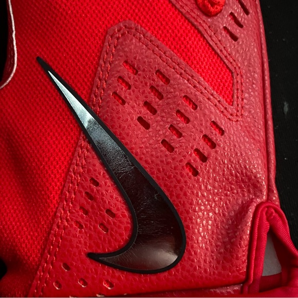 Nike Trout Force Edge Batting Gloves 2.0 Youth Large Red/Metallic Chrome - Picture 11 of 15